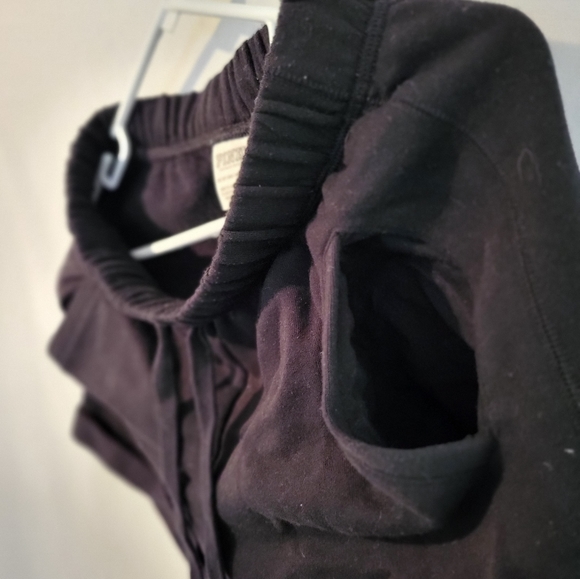 PINK black small cotton draw string shorts with pockets - Picture 3 of 4